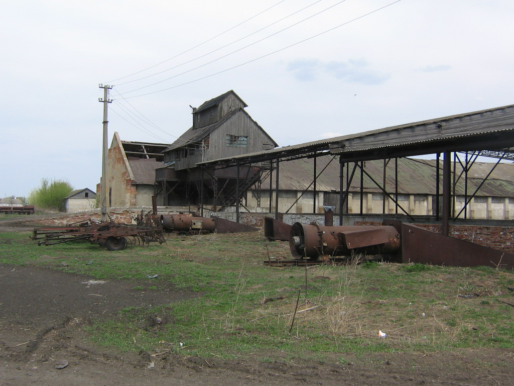 Павловка донецкая. Село Павловка Приморский край. Новопокровка Киргизия. Село Павловка Донецкая область. Деревня Новопокровка.