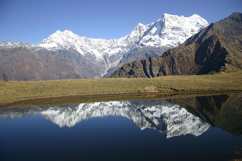 Chaukhamba Massif