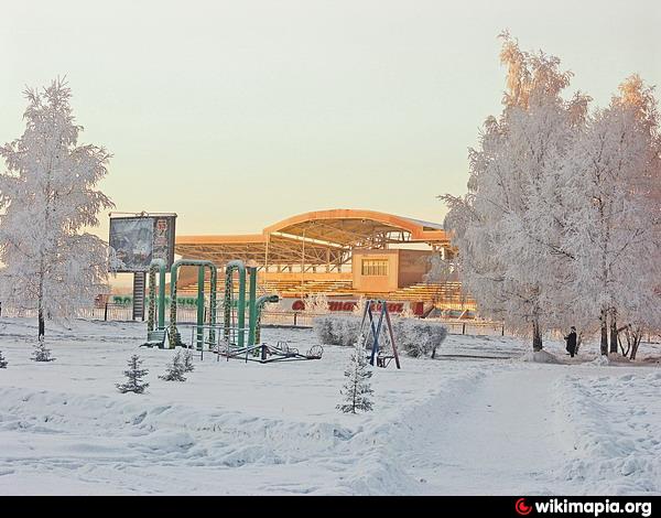 Бачатский кемеровская область. Стадион Горняк Бачатский. Пгт Бачатский Кемеровская область. Бачатский поселок достопримечательности. Пгт Бачатский г Белово.