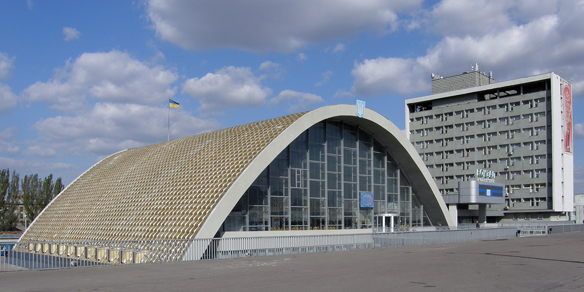 Жд вокзал в луганске фото