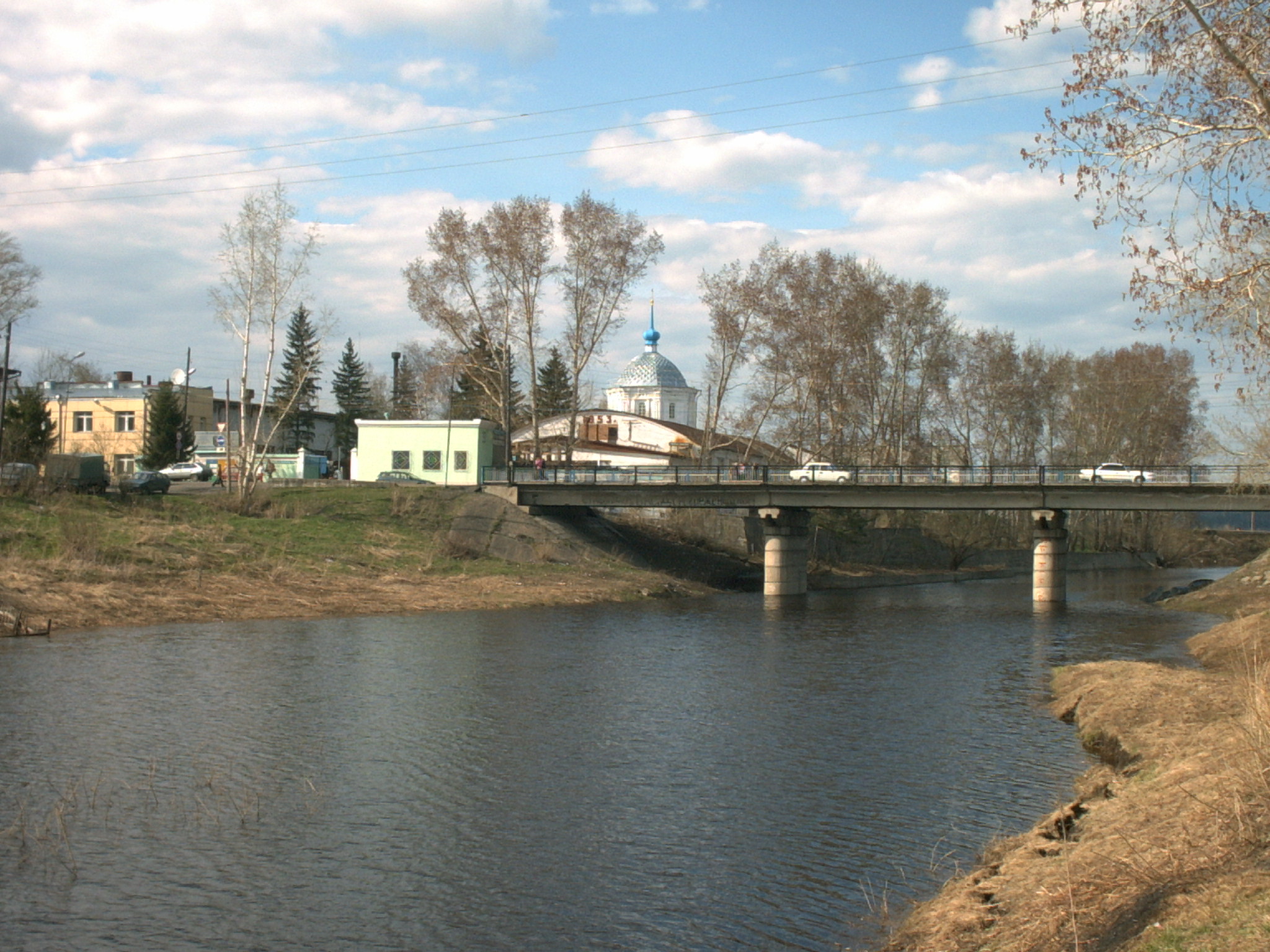 Енисейск погода днем. Река Мельничная Енисейск. Енисейск 2004. Весна в городе Енисейск. Енисейск весной.