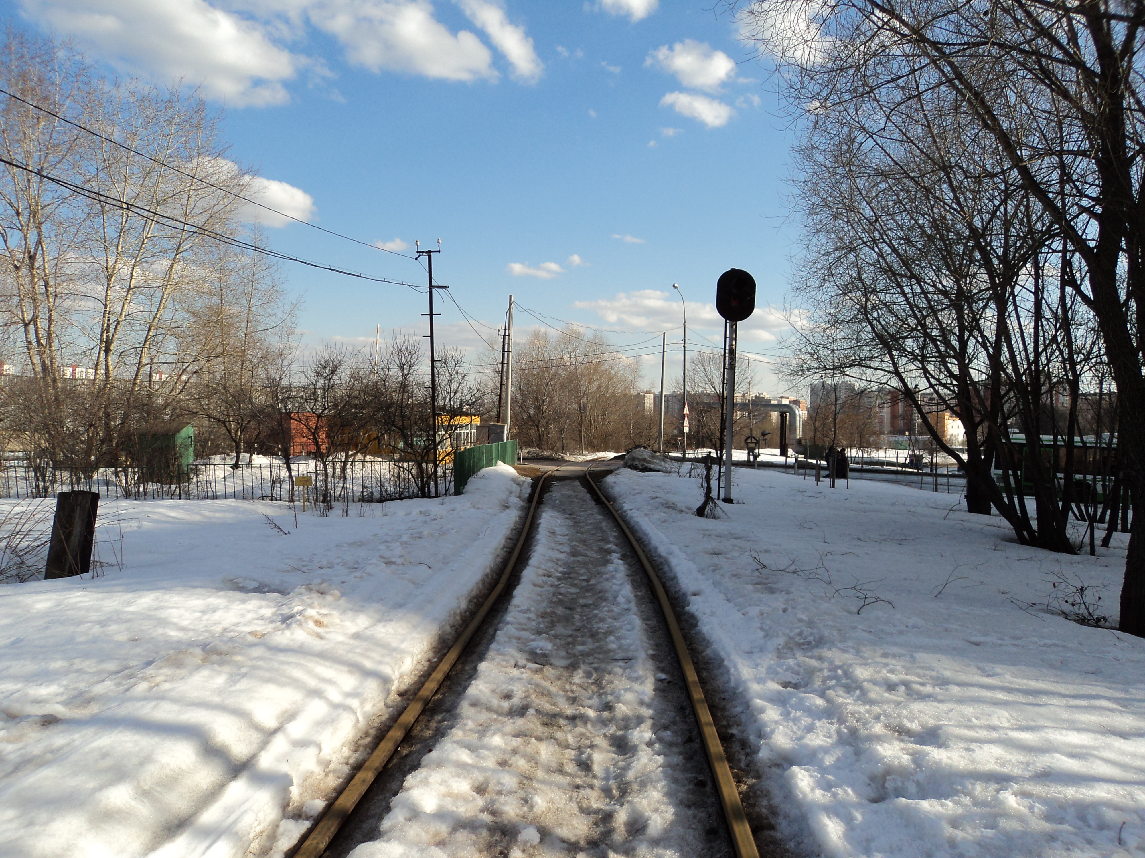 Подъездные пути. Москва Берзарина подъездной путь. Железнодорожная ветка ул Берзарина. Подъездной путь в Москве. Подъездные пути Дубининская улица.