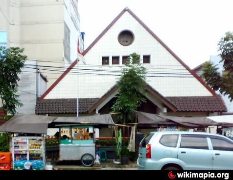  Gereja  Advent  Bandung