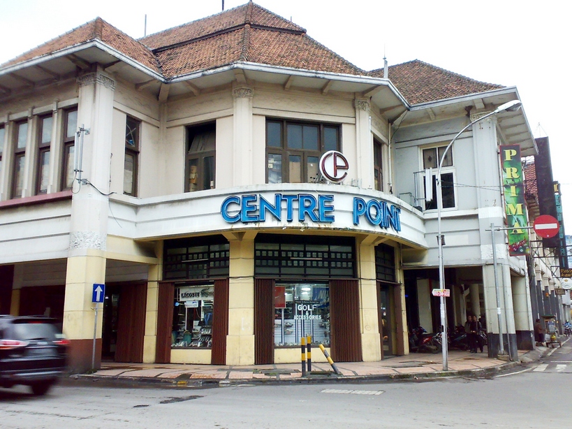 Centre point. 600 Centerpoint Blvd. Город Dulken. Centre point Pin.
