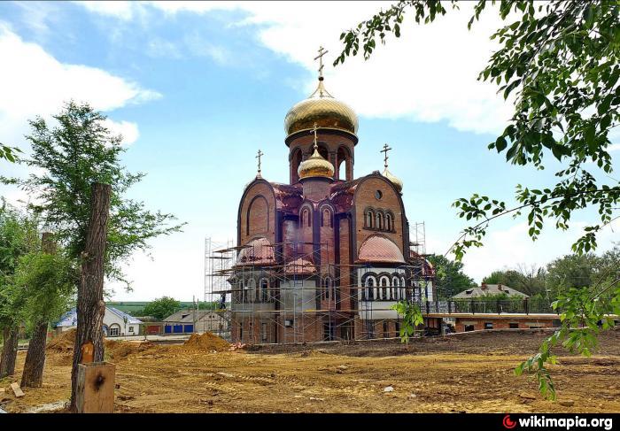 Поселок шолоховский. Парк поселка Шолоховский. Парк возле храма Шолоховский. Собор поселок Шолоховский. Гайворонцев пос Шолоховский.