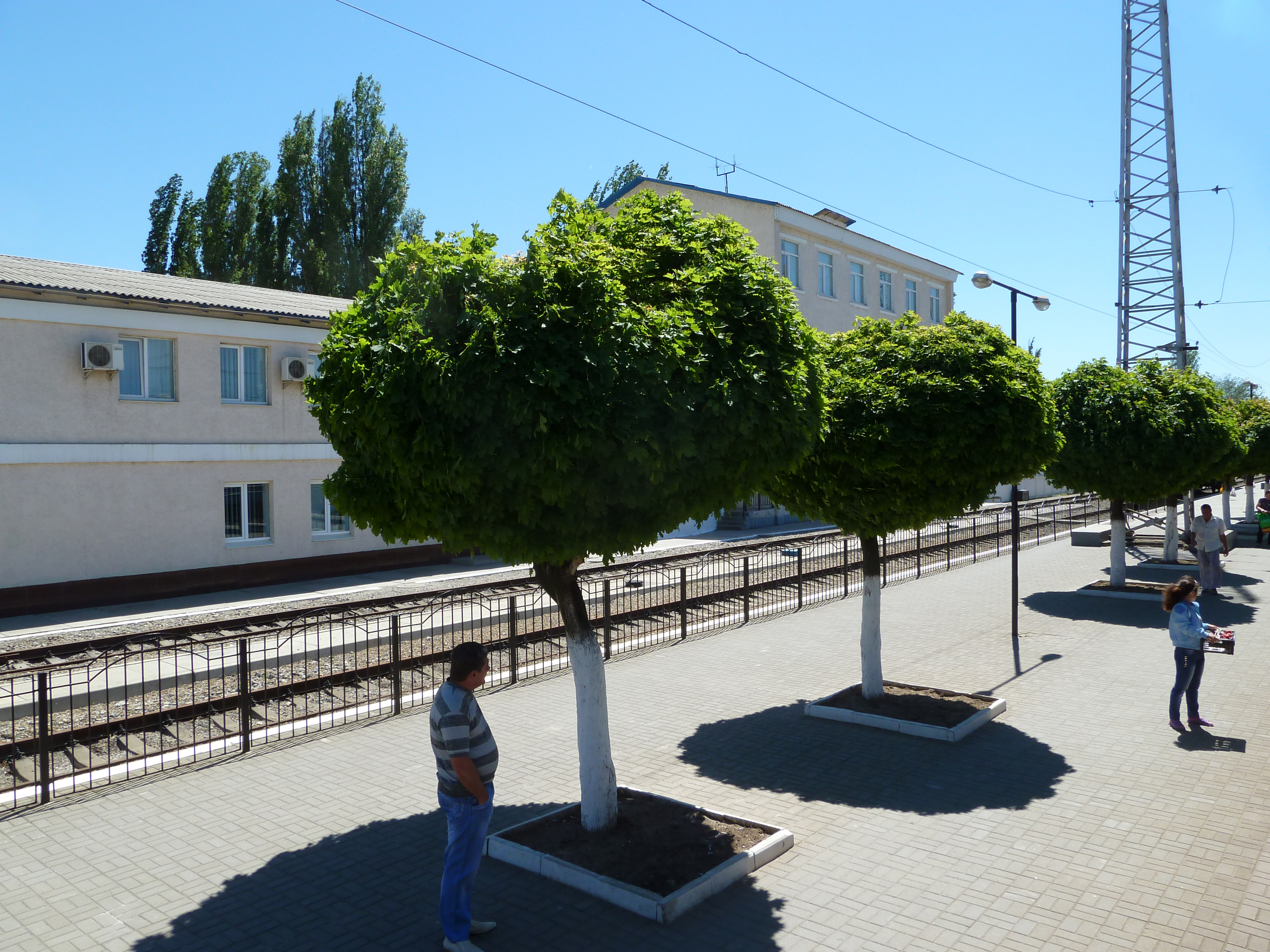 Улицы города джанкой. Джанкой. Грин Джанкой. Инфраструктура города Джанкой. Джанкой красивые места.