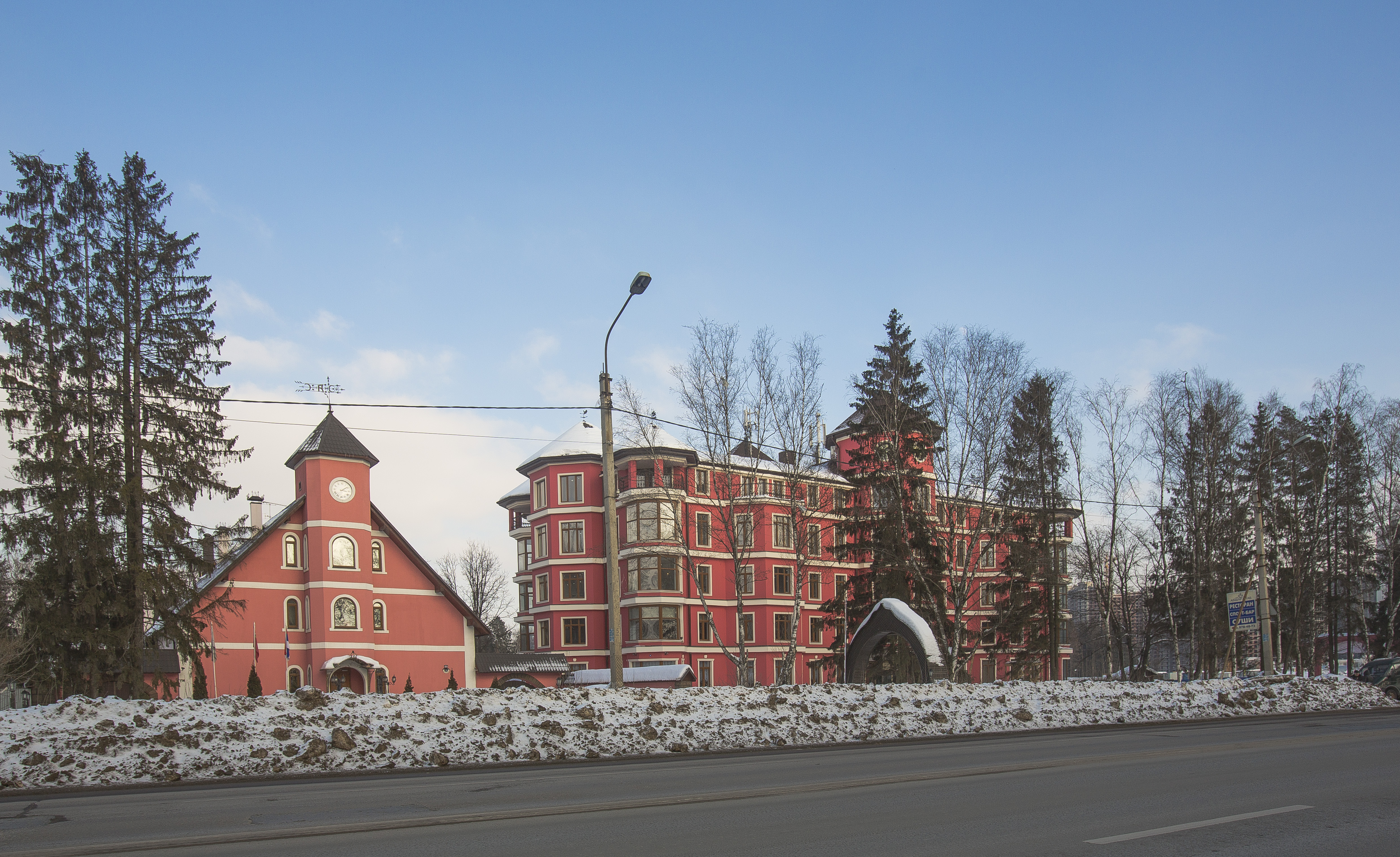 Авшар клаб красногорск. Красногорск, Ново-Никольская улица, 2б. Г. Красногорск, ул. Ново-Никольская 2 б. Дома за Авшаром Красногорск. Опалиха, Ново-Никольская, д.40 жилой дом фото.