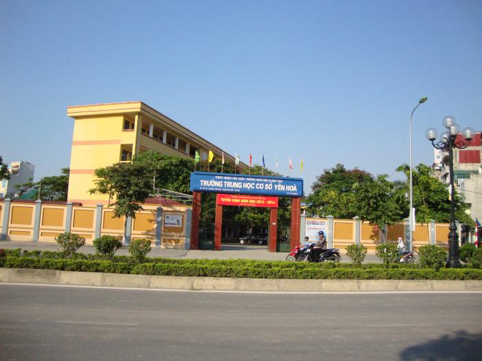 Trường THCS công lập quận Cầu Giấy Yên Hoà (Ảnh: Wikimapia)
