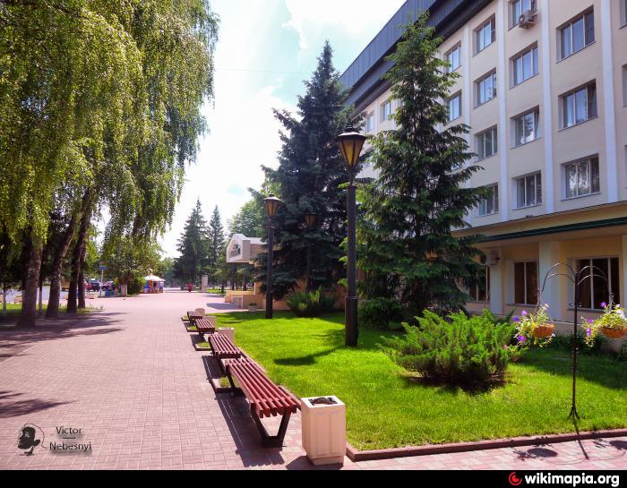 Телеком железногорск. Город Железногорск Курская область парк. Гостиница Железногорск. Железногорск Курск. Весна в Железногорск Курская область.