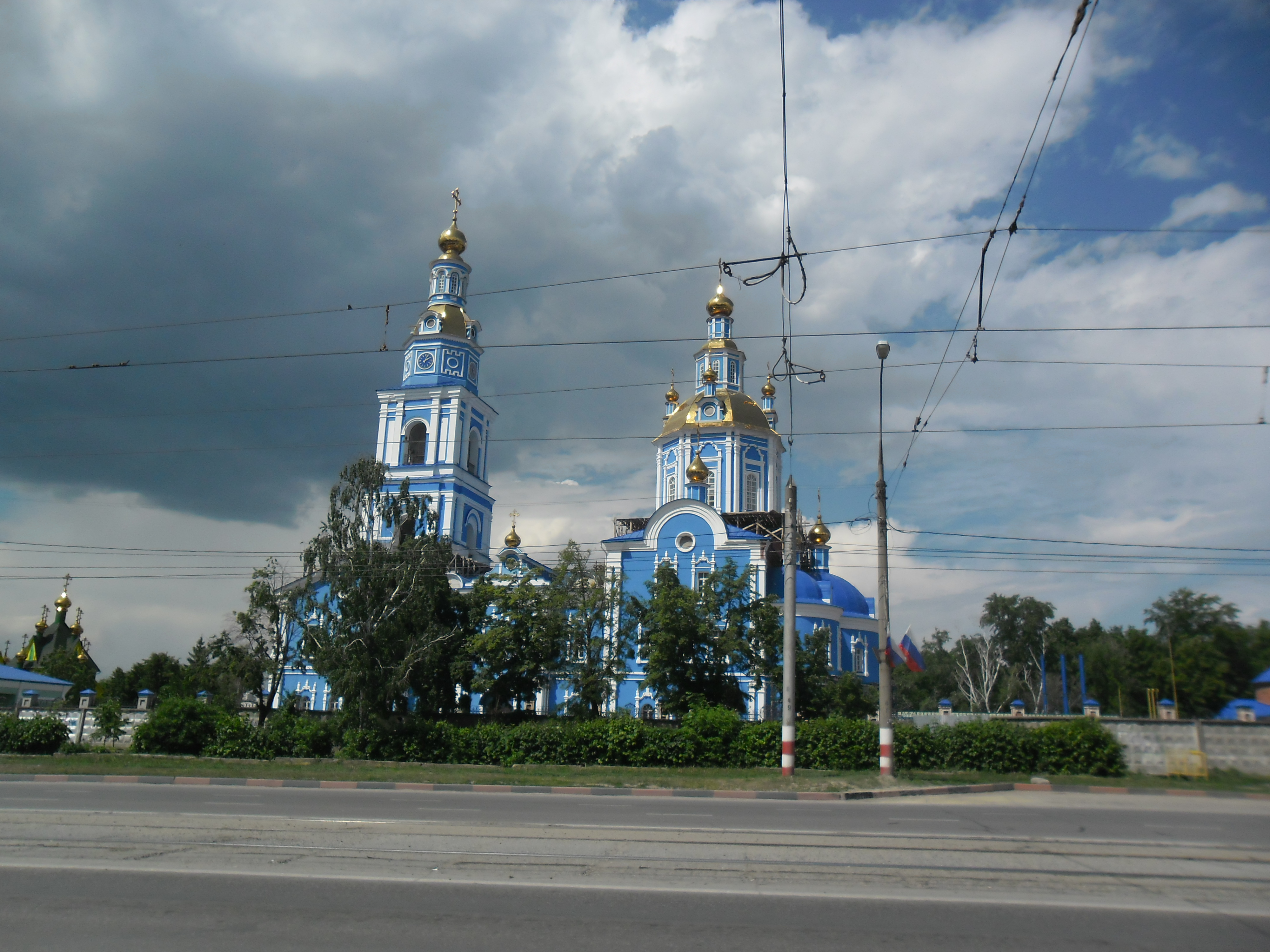 Храмова ульяновск. Синяя Церковь Ульяновск.