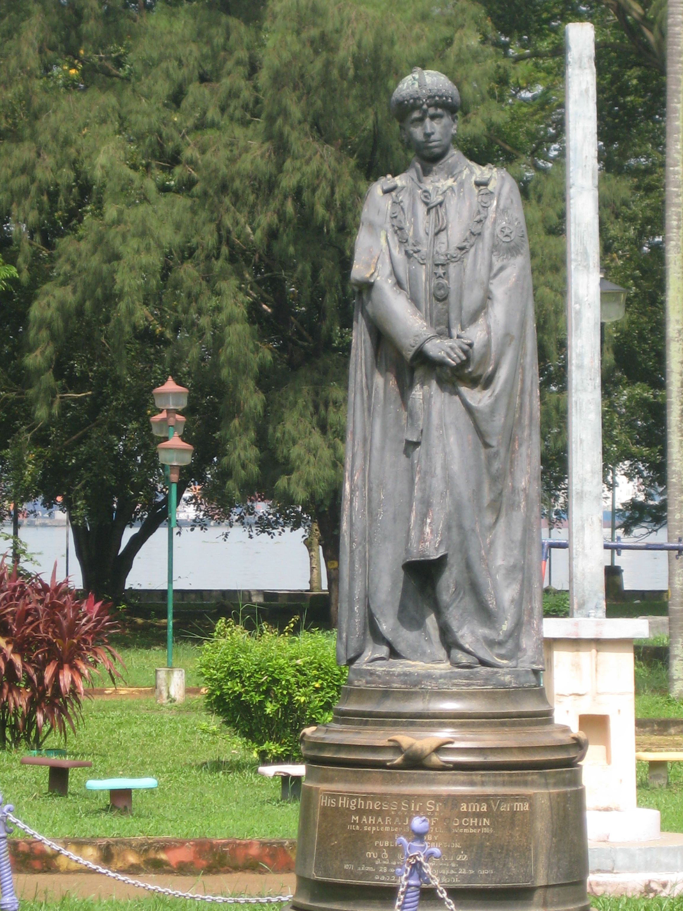 Statue of HH Sri Rama Varma - Kochi