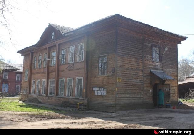 Череповец м горького. Улица Максима Горького Череповец. Максима Горького 3 Череповец. Максима Горького 87 Череповец. Дом 3 улица Максима Горького Череповец.