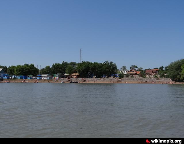 Погода астраханка приморский край ханкайский. Астраханка (Приморский край). Астраханка ханка. База отдыха Пионер Астраханка. Село Астраханка камень рыболов.