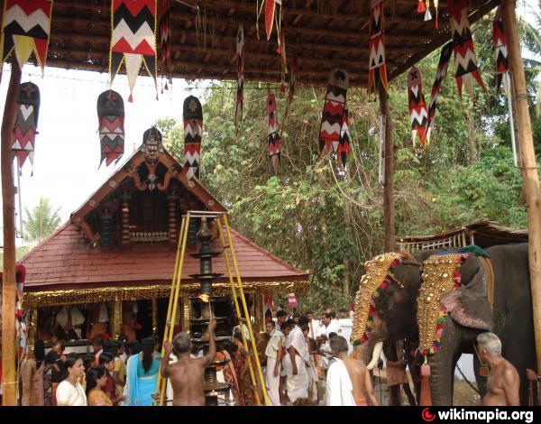 Maniyur Vappurathu Kazhakam Shri Mahaganapathy Bhagavathy Temple ...