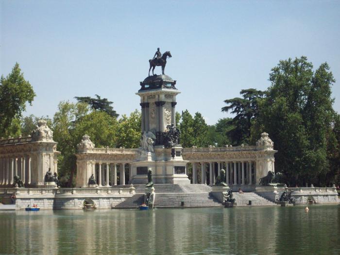 Monument to Alfonso XII - Wikipedia