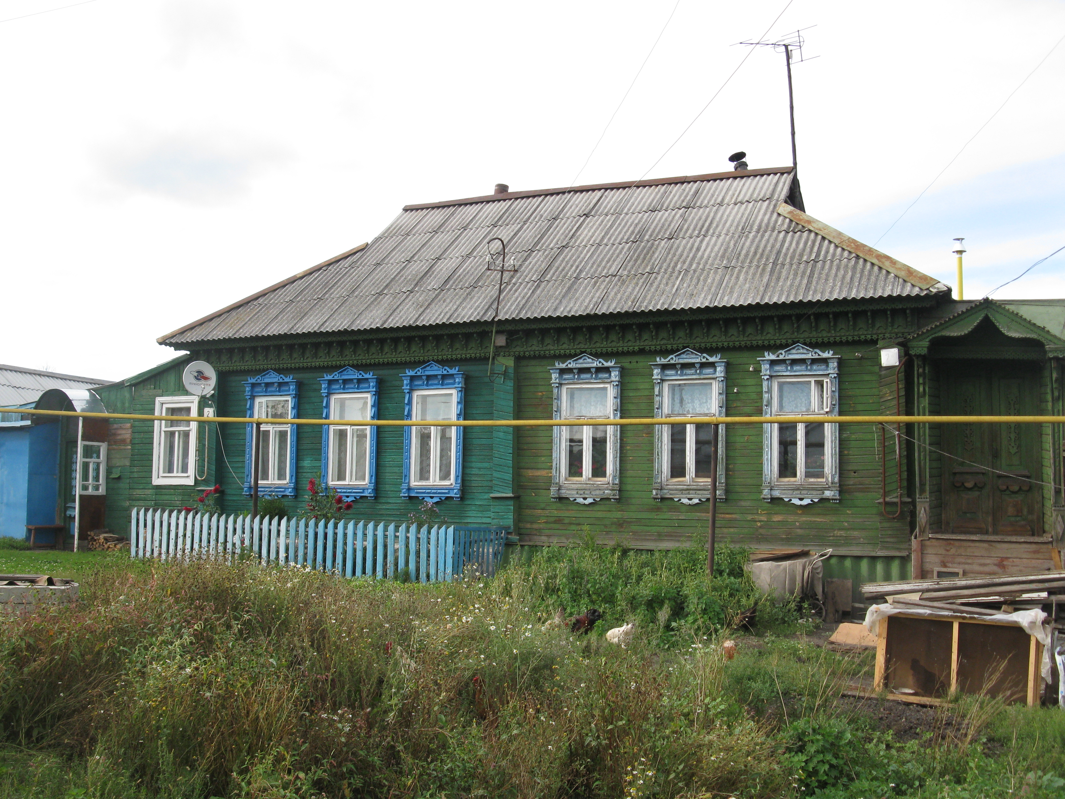 Жилье в деревне. Улица Энгельса Алатырь. Г.Алатырь ул.Маяковского. Алатырь Энгельса улица Энгельса. Алатырь улица Молодежная 2.