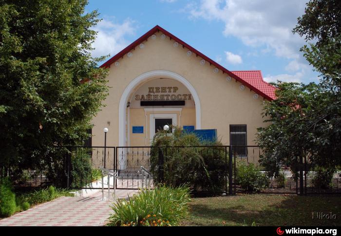 Славяносербском районе. Поселок Лозовский Славяносербский район. Пгт Славяносербск Луганской области. Славяносербск Луганская область больница. Поселок Лозовский Луганская область ЛНР.