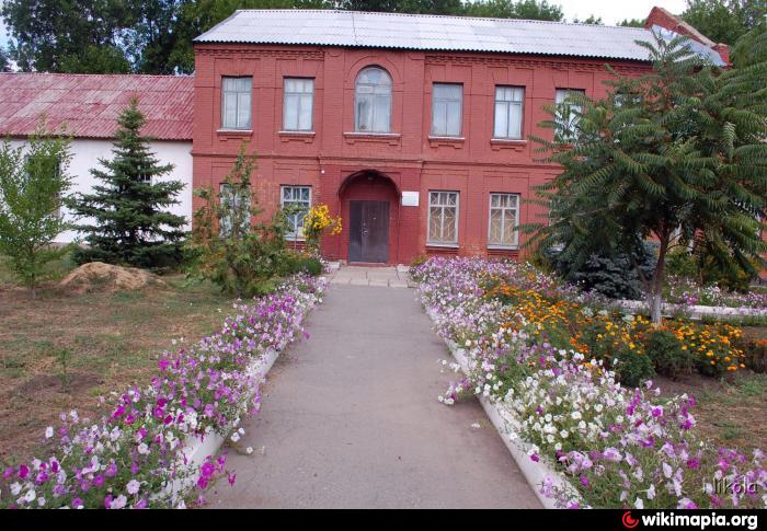 Славяносербск луганская. Поселок городского типа Славяносербск. Славяносербск Церковь. Пгт Славяносербск Луганской области. Город Славяносербск Луганской.