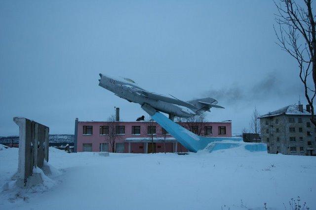 Самолеты мончегорска. Аэродром Килпъявр Мурманская область. Поселок Килпъявр Мурманская область. Мурманск аэропорт килп Явр. Мурманская область поселок килп Явр.