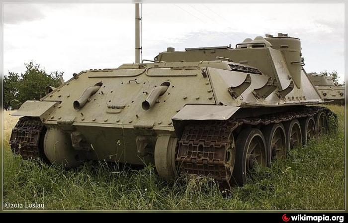 Russian SU-100 tank destroyer