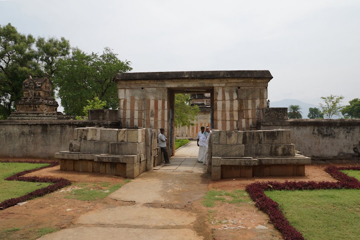 Gudimallam Temple Compound