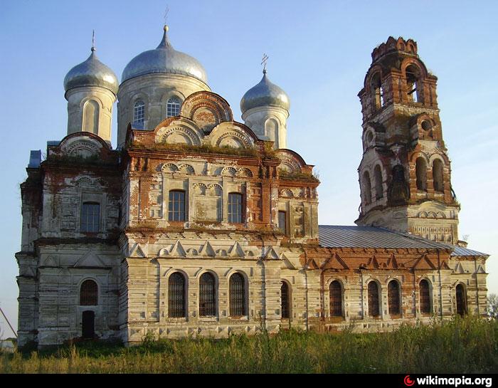 Карачан воронежской. Храм Архангела Михаила средний Карачан. Карачан Воронежская область храм. Храм в селе средний Карачан. Церковь Михаила Архангела 1897 г. с. средний Карачан.