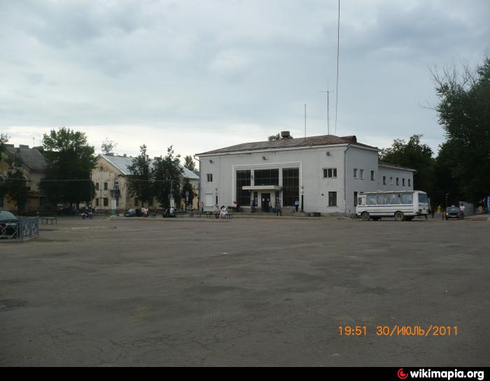 Автовокзал псков. Псковский автовокзал. Автобусный вокзал Псков. Автовокзал город Псков. Автостанция Псков улица Вокзальная 21.