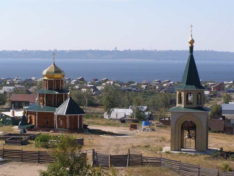 Красный яр ульяновская область. Красный Яр Ульяновск. Красный Яр храм Николая Чудотворца. Церковь в Красном Яре Ульяновск. Село красный Яр Ульяновская область Чердаклинский район.