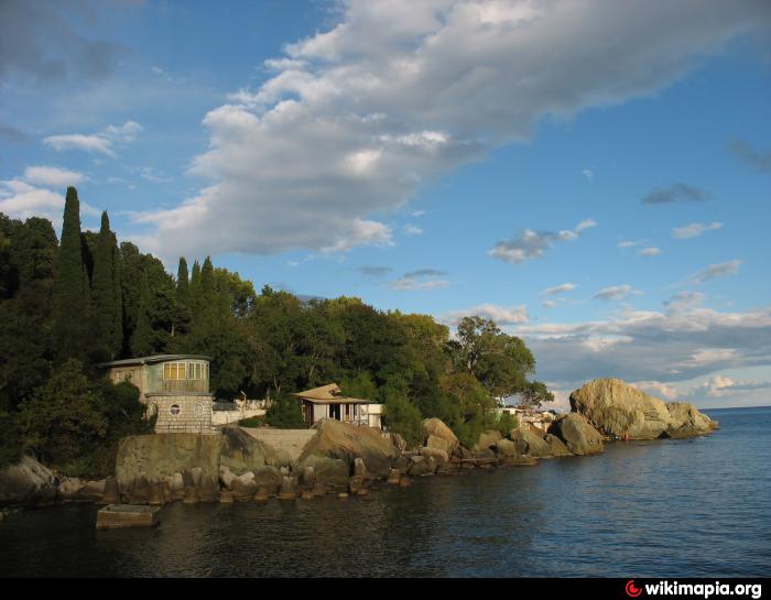 Пляж Воронцовские купальни Алупка