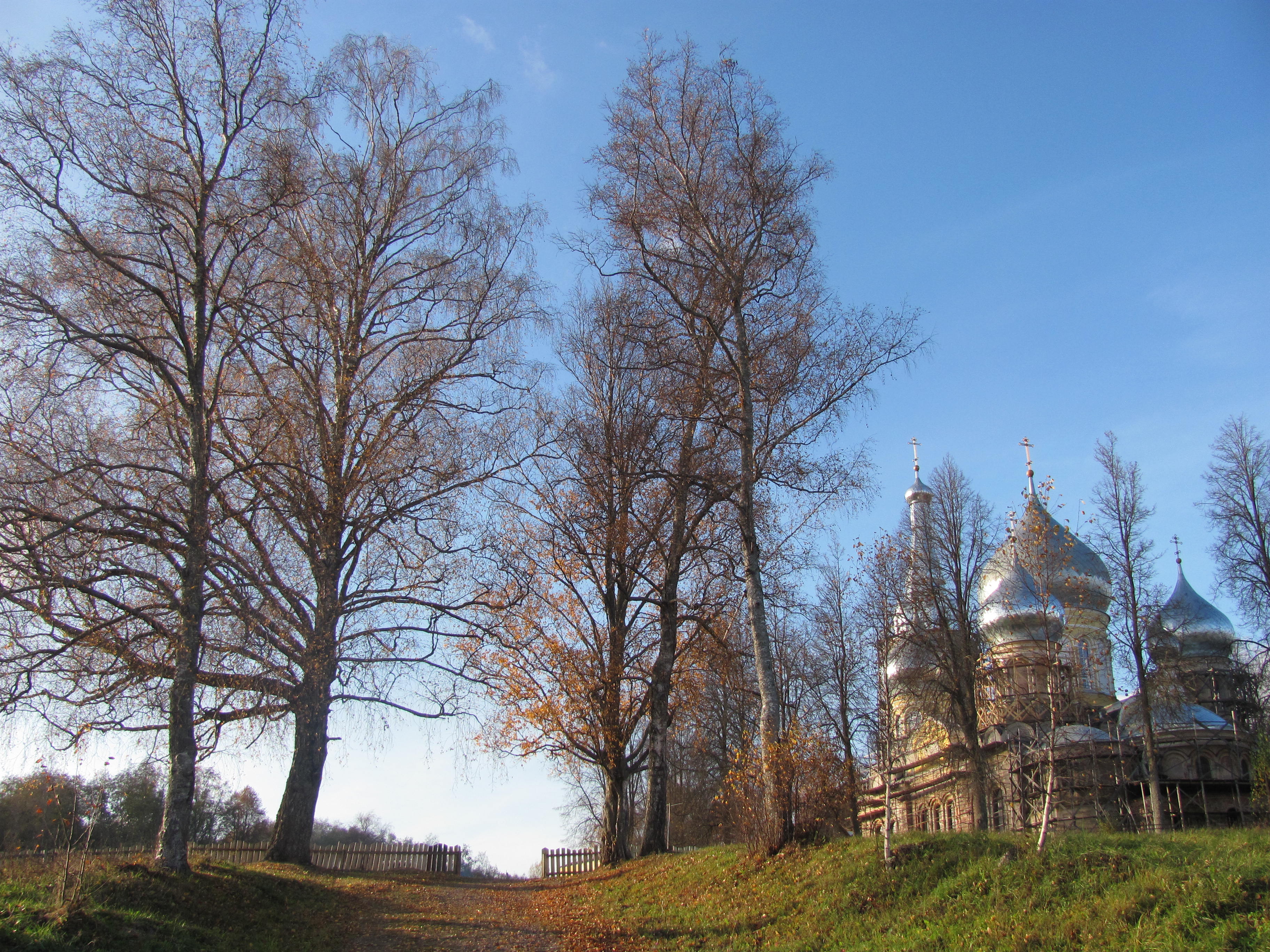 храм в пенино сланцевский район