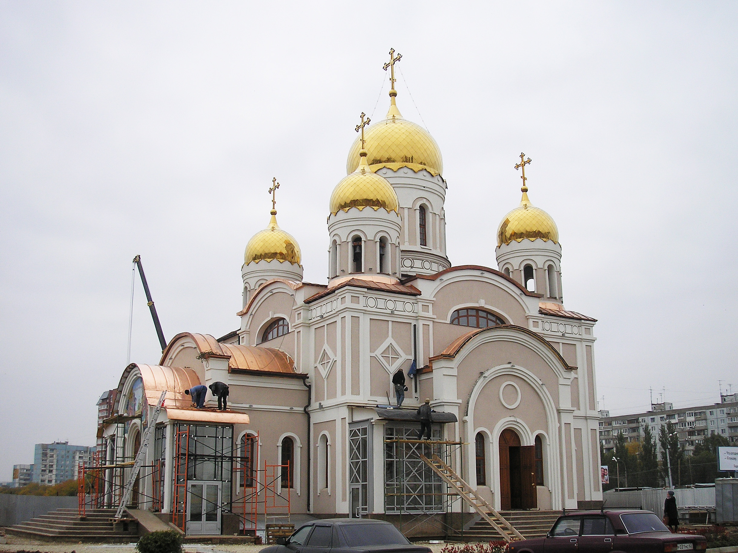 Церковь самара. Храм Благовещения Пресвятой Богородицы Самара. Храм Православие в Самаре. Храм на ипподроме Самара. Храм Благовещения ипподром Самара.