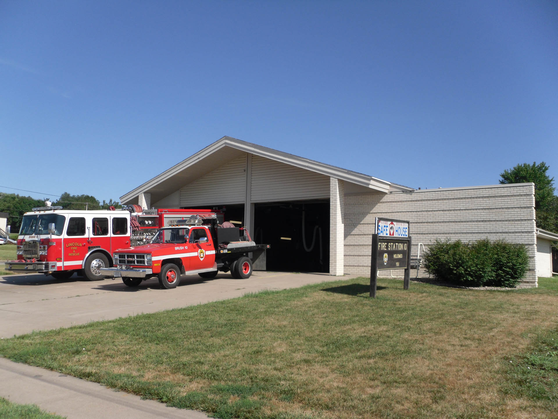 Lincoln Fire & Rescue - Station 10 - Lincoln, Nebraska