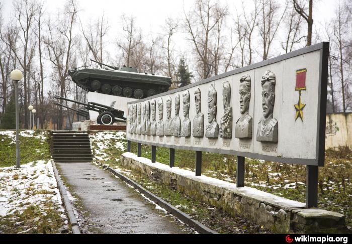 Калининец наро фоминского. Посёлок Калининец Наро-Фоминского района. Посёлок Калининец Наро-Фоминского района Московской области. Наро Фоминск поселок Калининец. Ну во Фоминский район поселок колиненец.