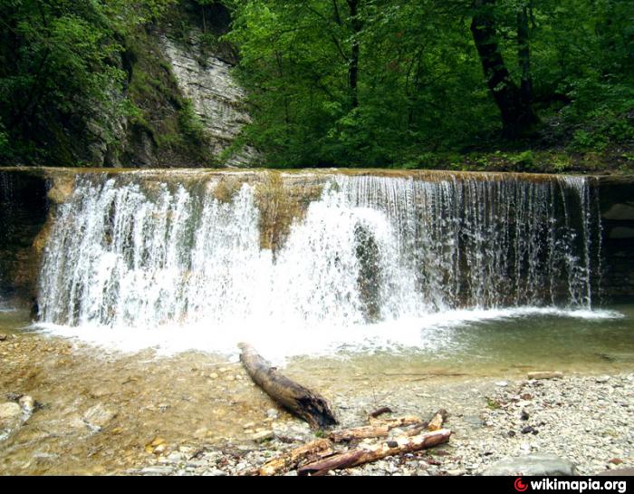 Полковничьи водопады