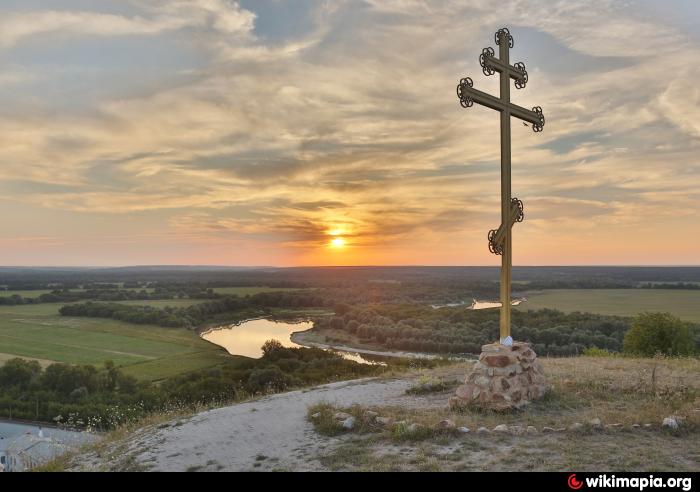 Белогорье крест на горе