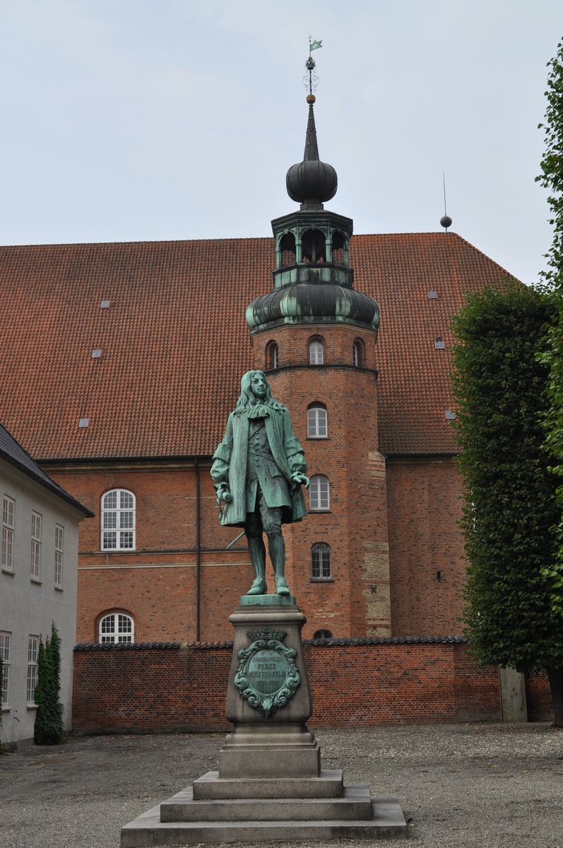 Statue of Peder Griffenfeld - Copenhagen Municipality