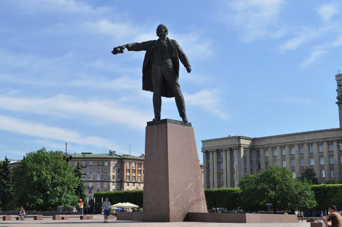 Monument to Lenin - Saint Petersburg