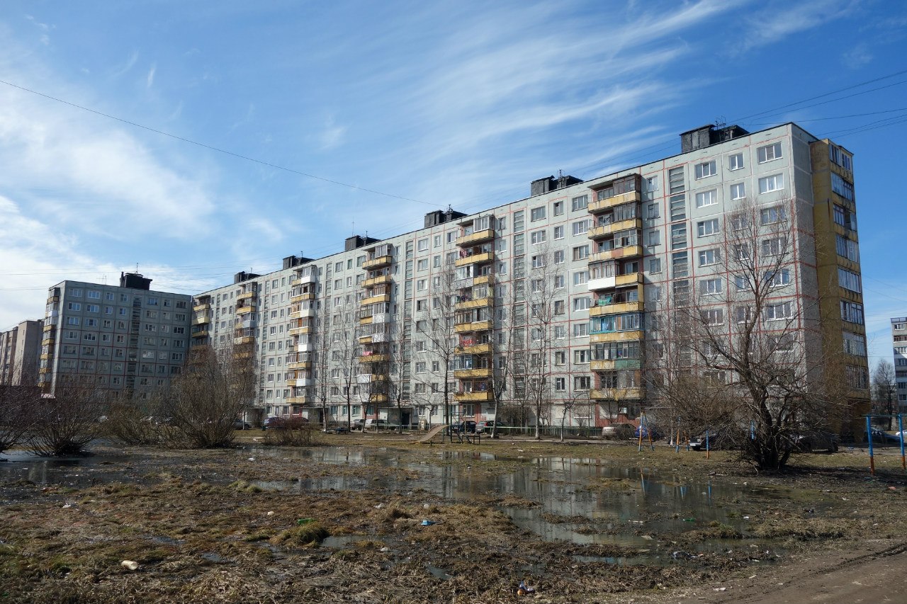 Дом великий фото. Мира 9 Великий Новгород. Проспект мира 9 Великий Новгород. Мира 1 Великий Новгород. Улица мира Великий Новгород.