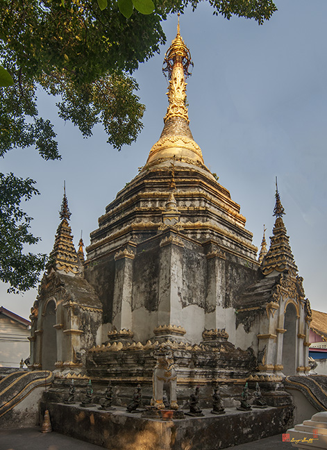 Wat Puak Taem Or Wat Puak Pia Chiang Mai City Municipality Buddhist