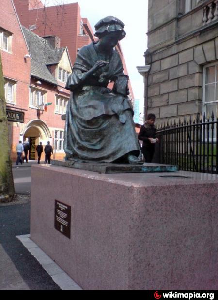 The Leicester Seamstress (statue) - Leicester