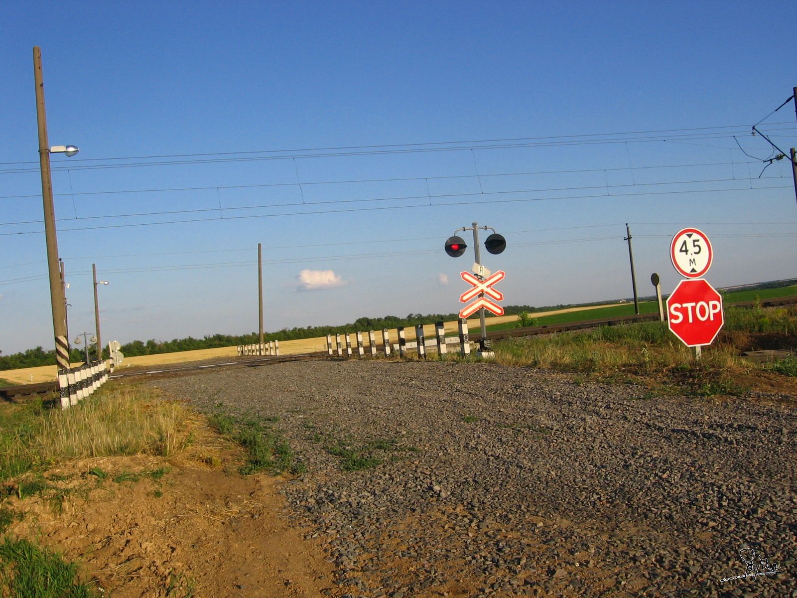 кулебовка. олонец железнодорожный переезд не охраняемый. неохраняемый жд переезд. неохраняемый ж. 103 километр жд переезд дарьино.