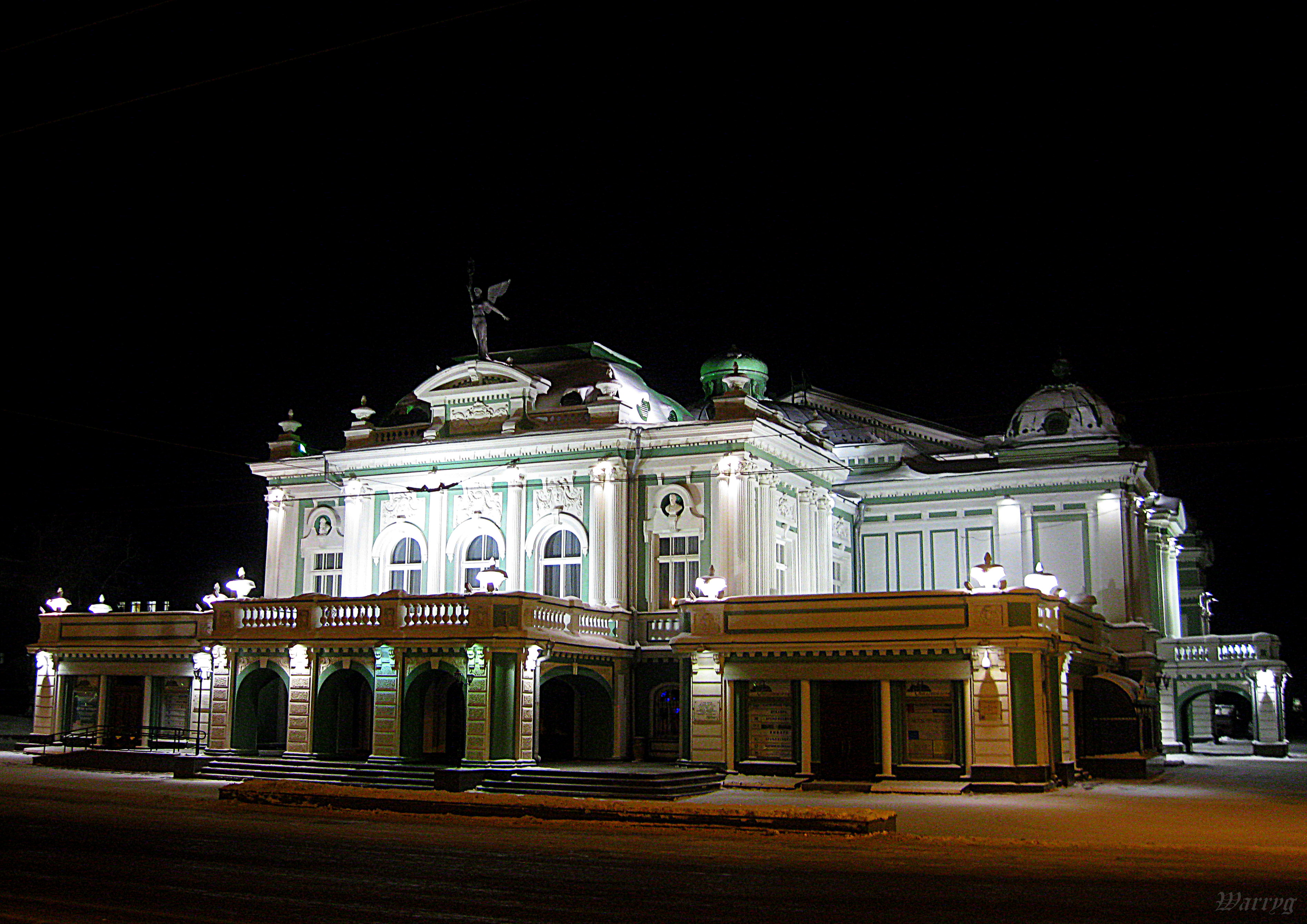 драматический театр в омске