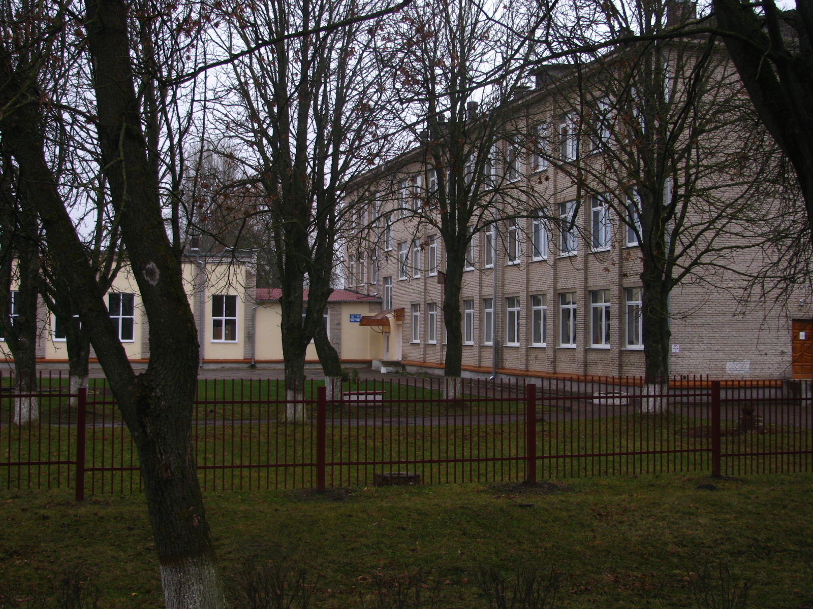 Сш волковыск. Польская школа волковыск. Средняя школа 2 в волковыске. Школа 3 волковыск. 39 школа беларусь.