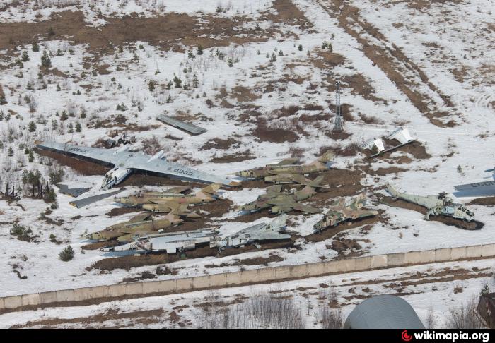 Угольный запасник 7 букв. Кладбище самолетов в Монино. Полигон Монино. Авиамузей Монино отстойник. Полигон Фаустово.