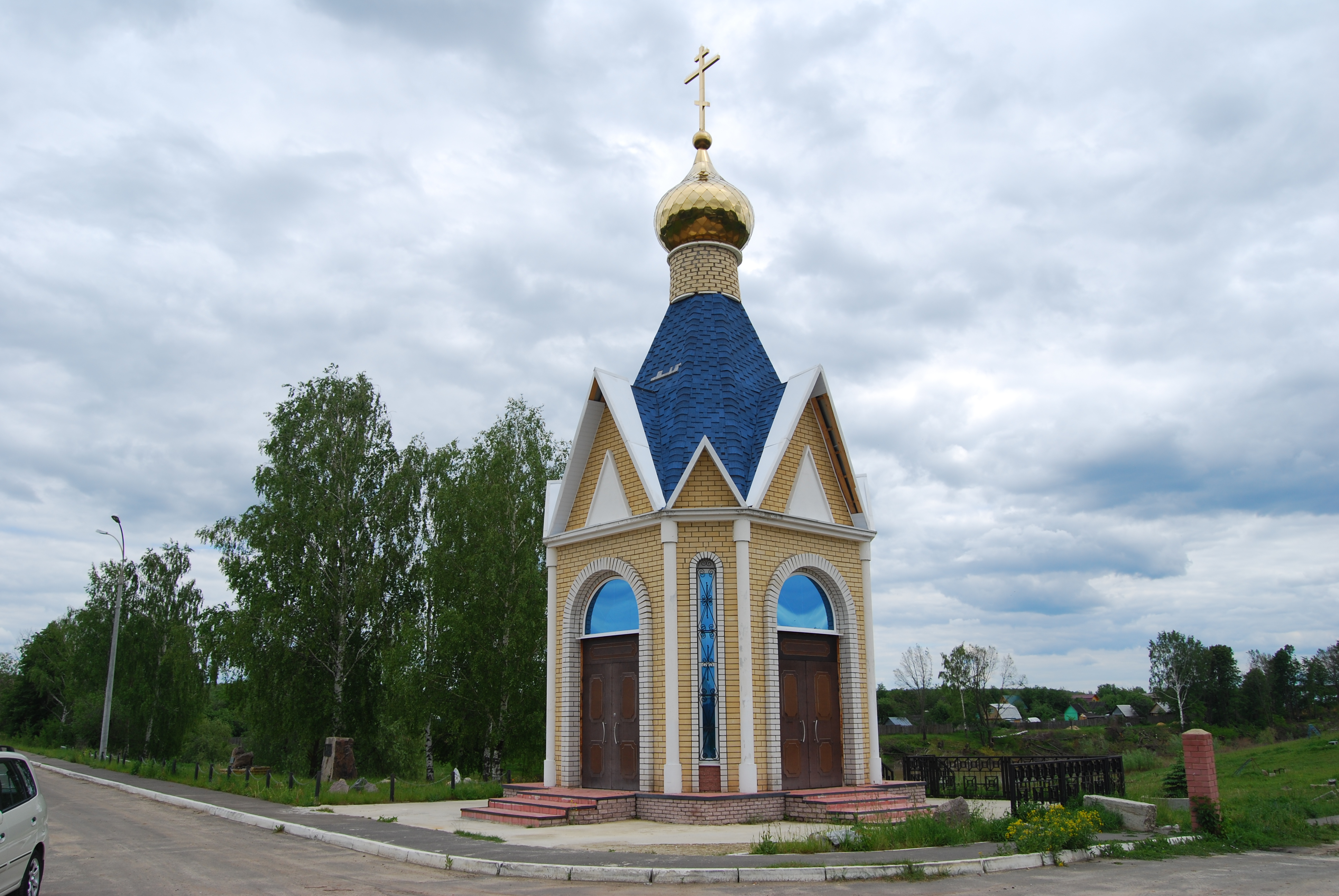 Монумент славы часовни Георгия Победоносца осень