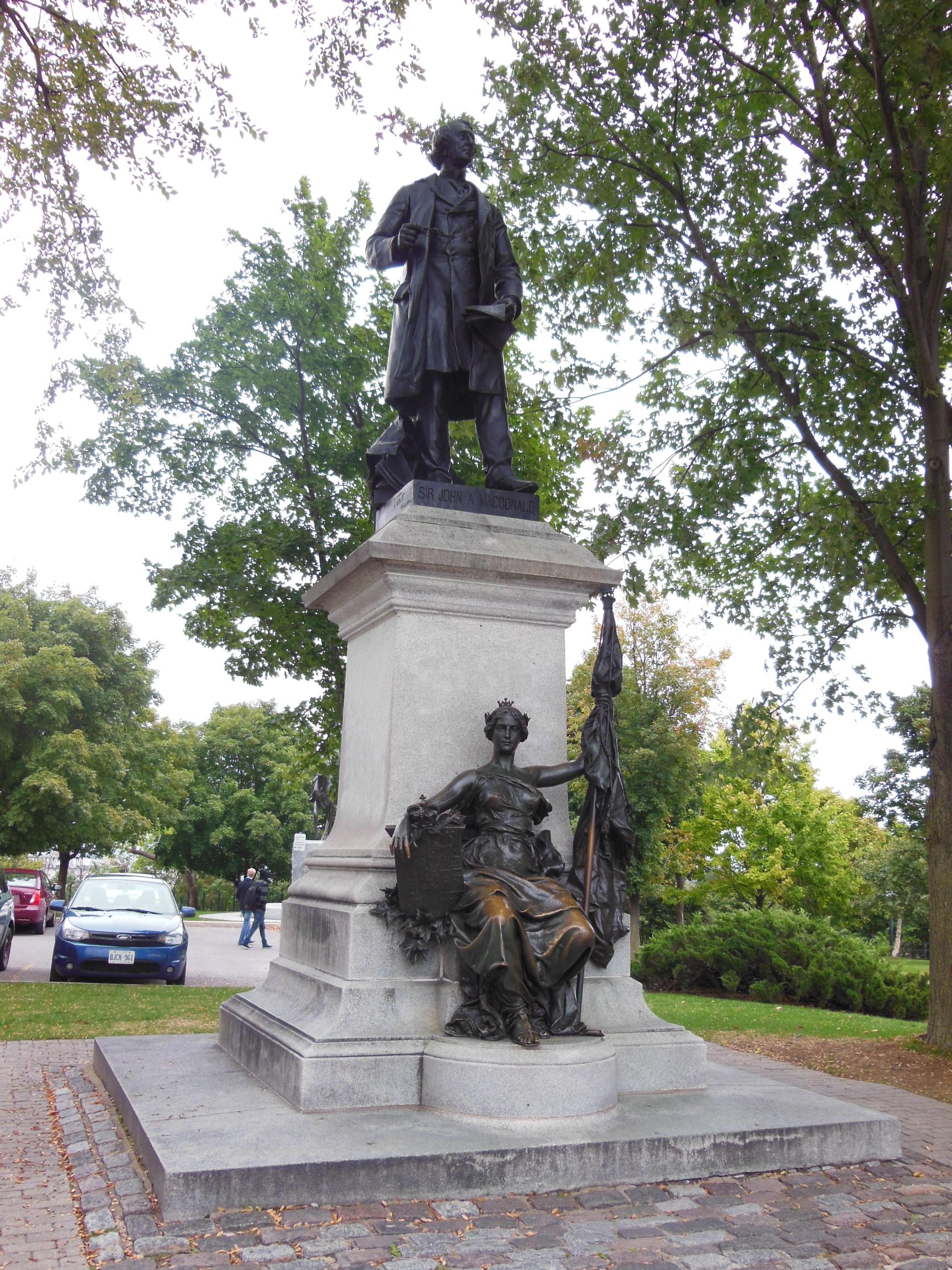 Statue of Sir John A. Macdonald (1815-1891) - City of Ottawa, Ontario