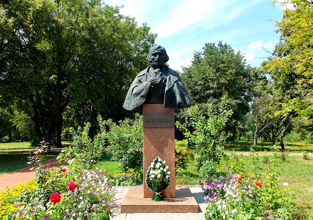 Усадьба гоголя. Музей-заповедник н.в. Гоголя в селе Гоголево. Дом музей Гоголя в Васильевке. Имение Васильевка Гоголь. Село Васильевка Гоголь.