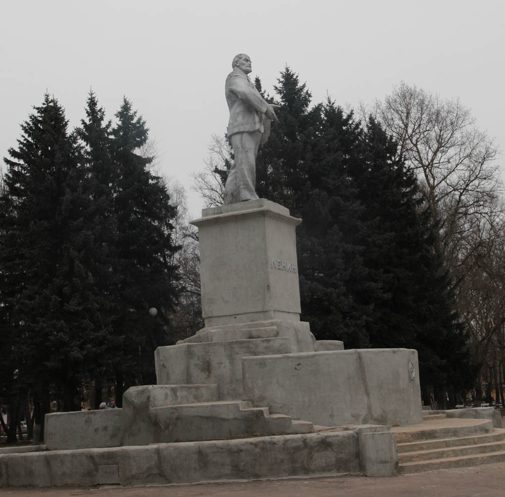 Monument to Lenin - Rzhev