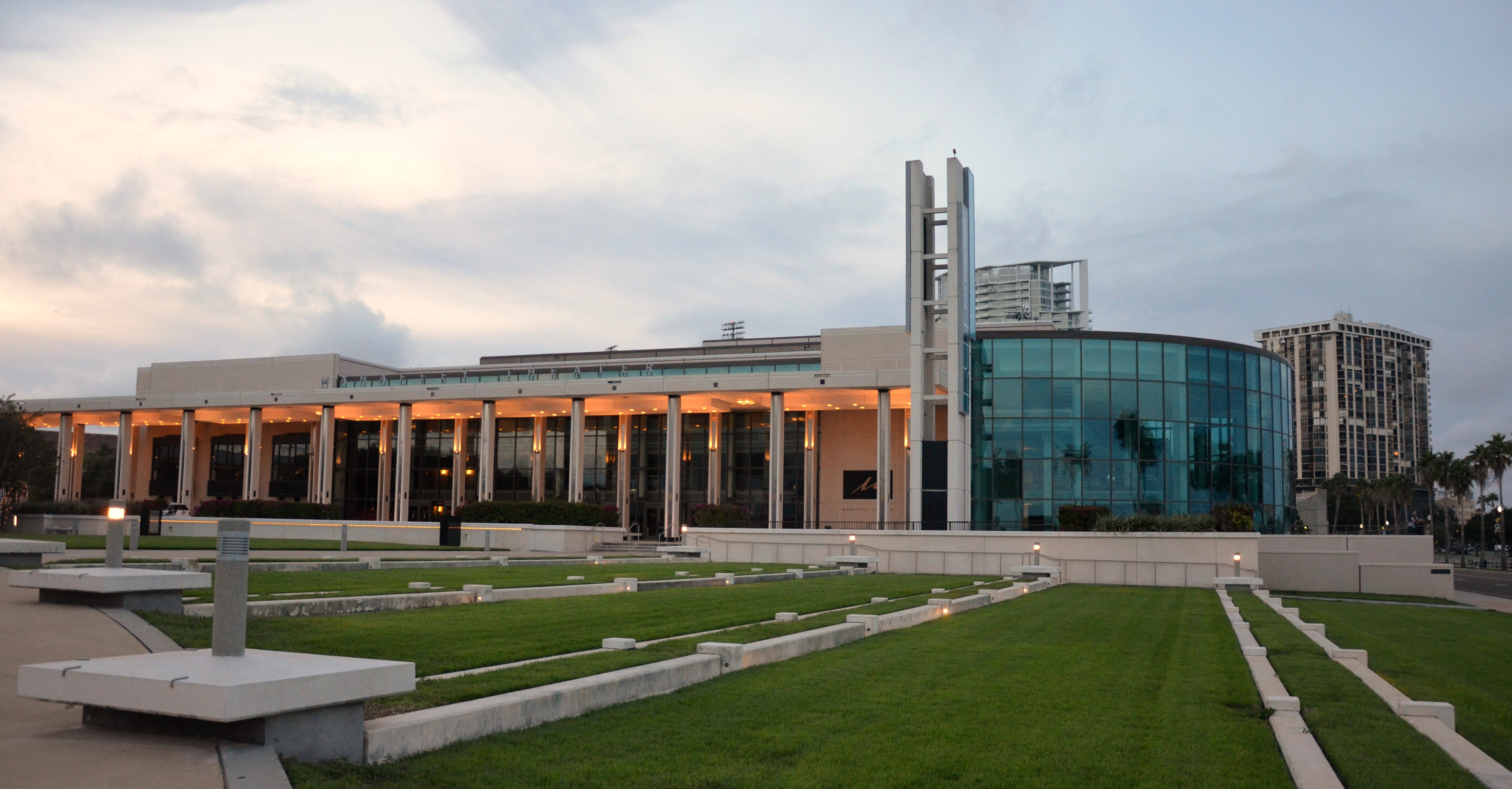Mahaffey Theater St Petersburg Florida
