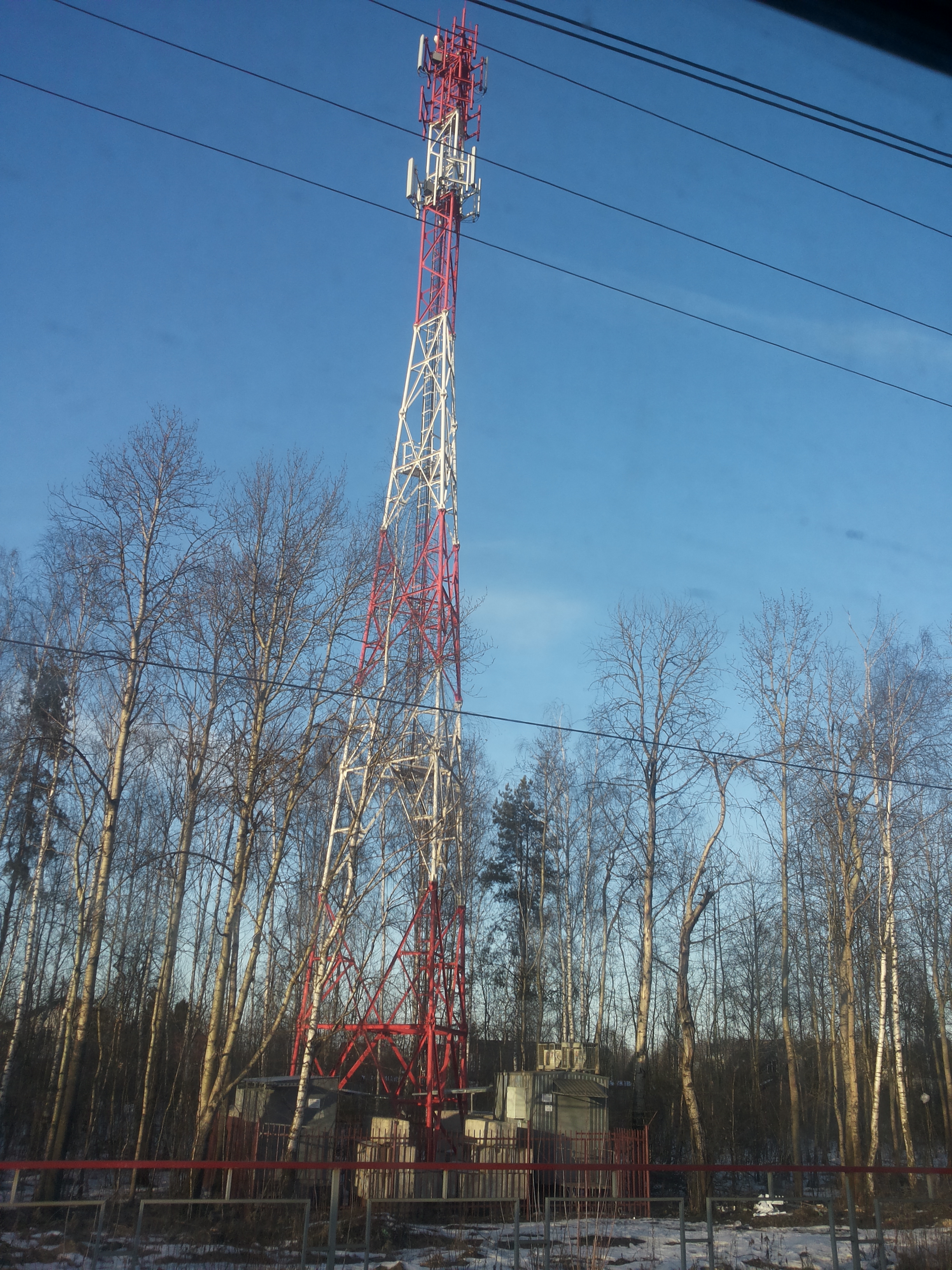 вышка сотовой связи фото. вышка сотовой связи лестница. T70 8500 вышка сотовой связи.